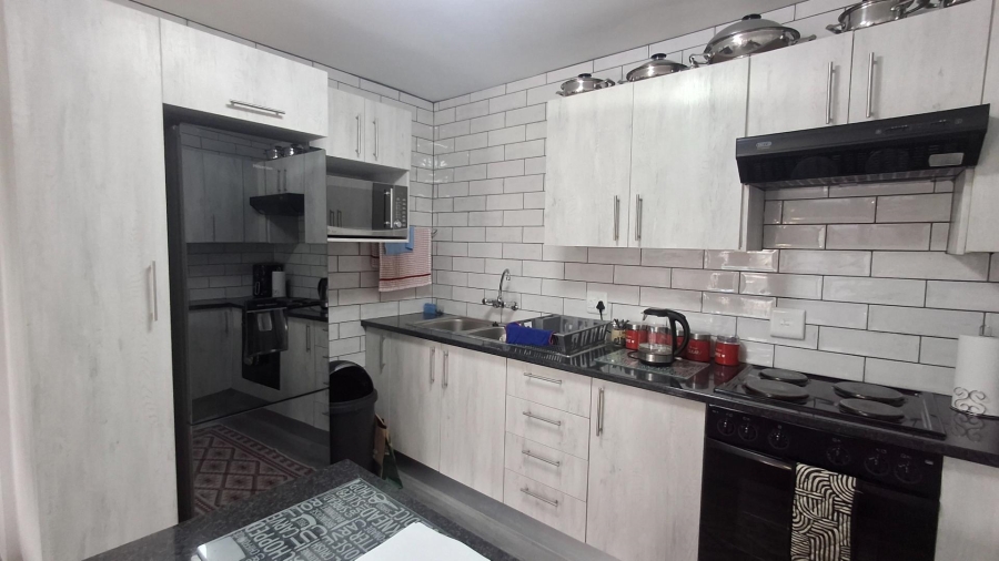 2 Bedroom Property for Sale in Hartenbos Central Western Cape